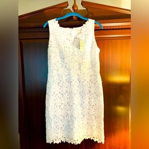 White floral appliqué dress!